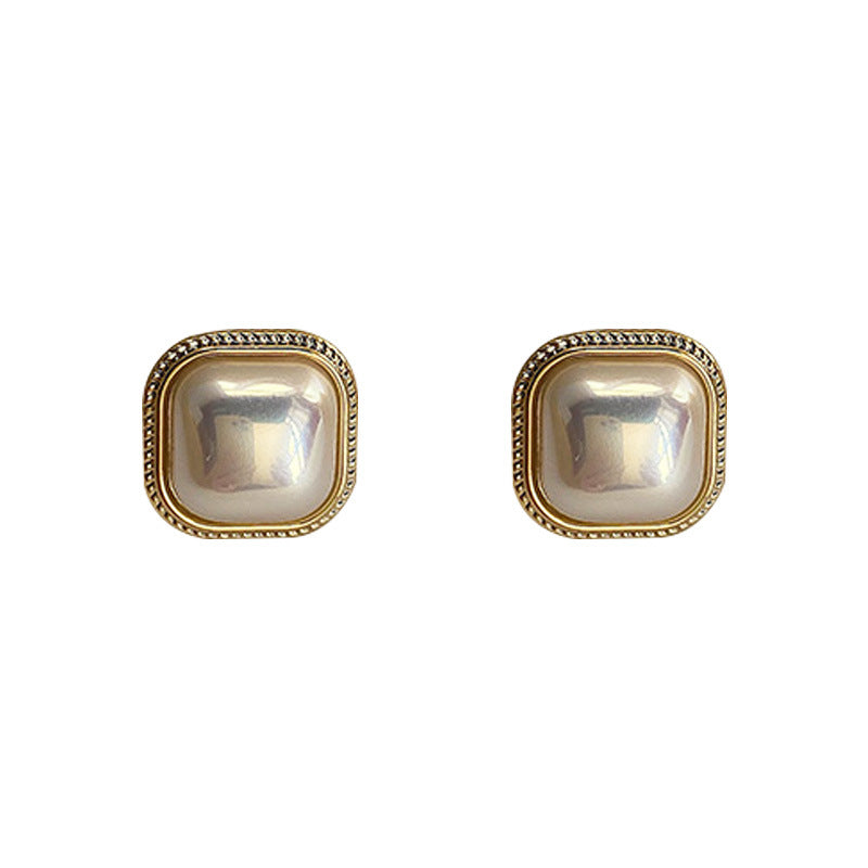 Squircle Pearl Earrings