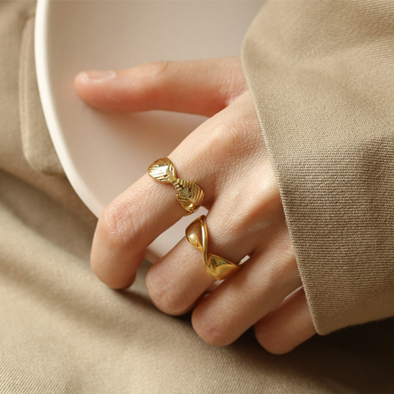 Vintage Feather Ring