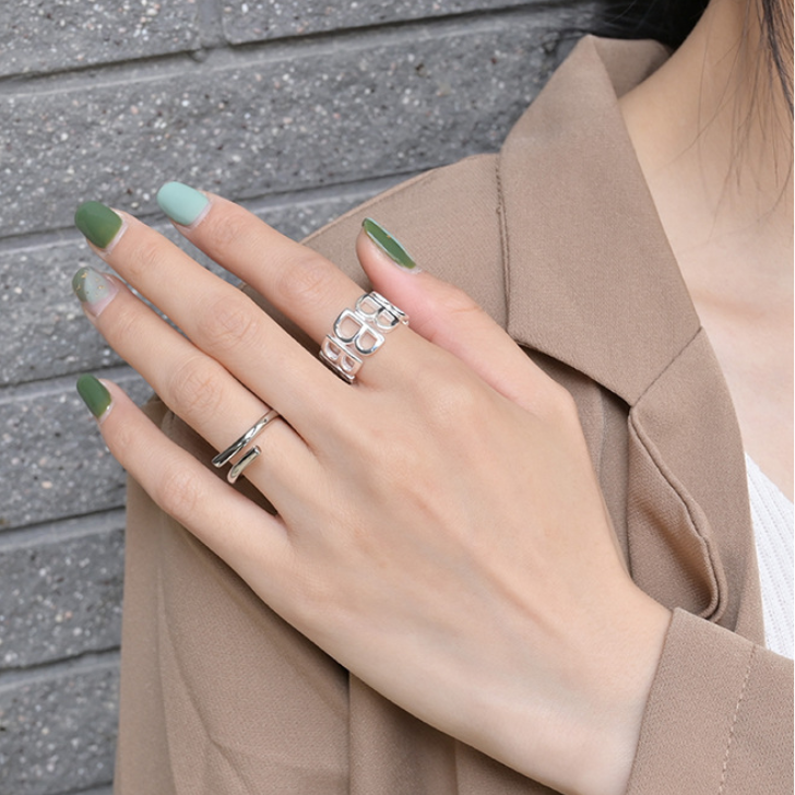 SAND Jewelry Curated Sterling Silver Simplicity Loop Ring