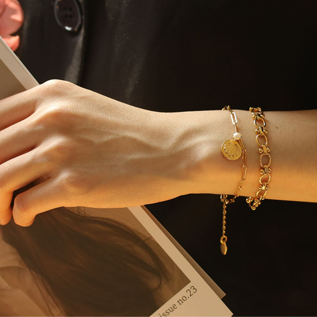 Retro Shell Bracelet