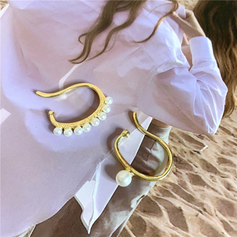 Pearl Cartilage Earrings