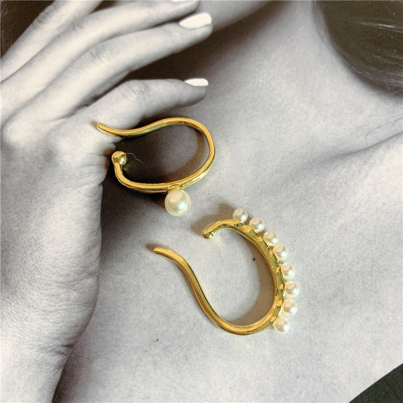 Pearl Cartilage Earrings