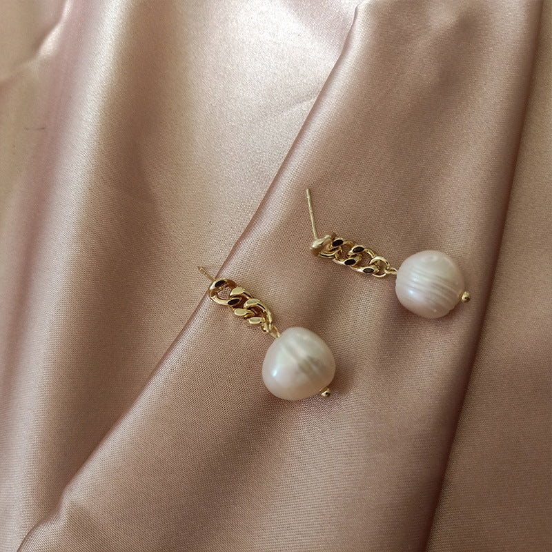 Link Chain Pearl Earrings