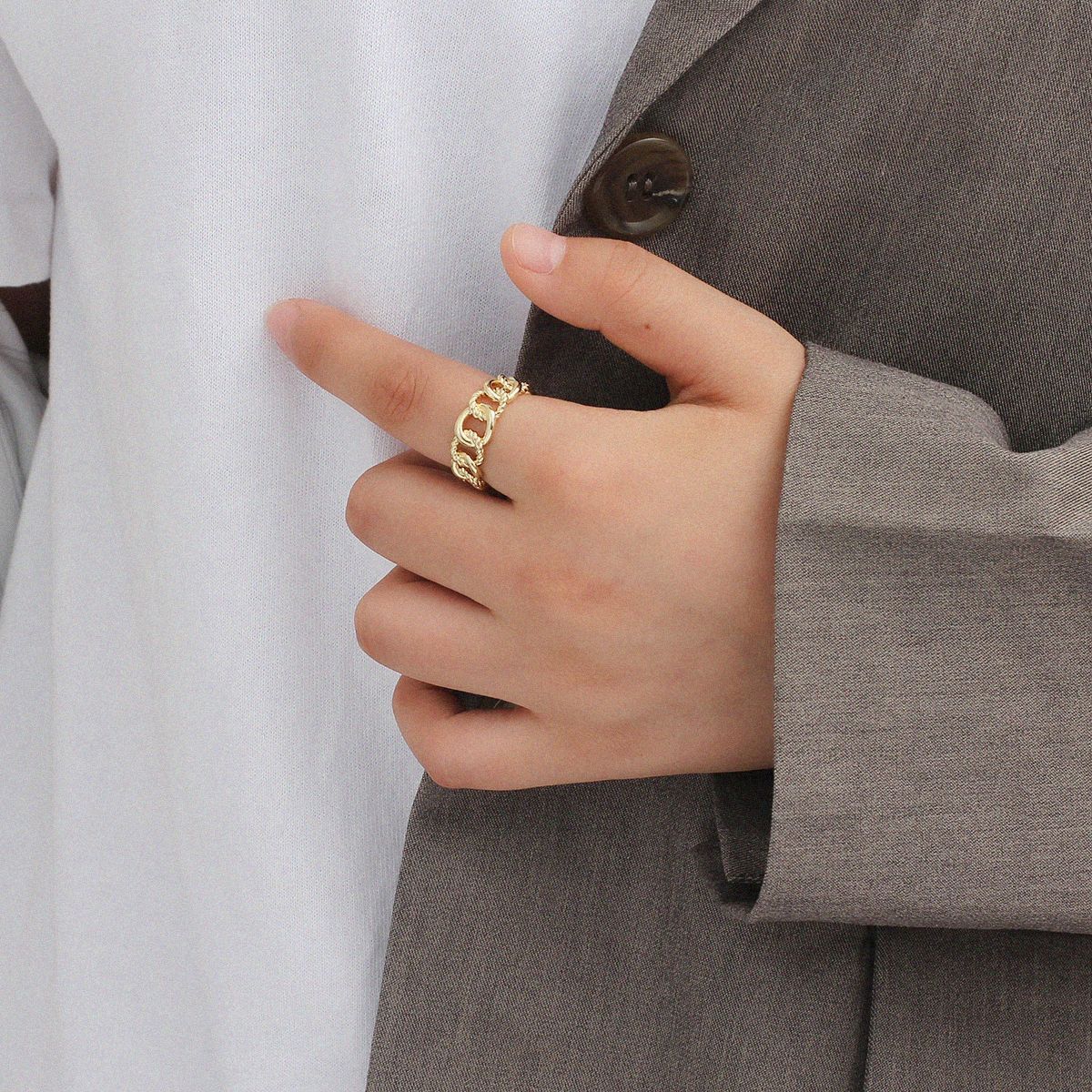 SAND Jewelry Everyday 14k Gold Retro Link Chain RingSAND Jewelry Everyday Retro Link Chain Ring