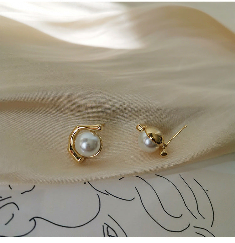 Framed Pearl Earrings