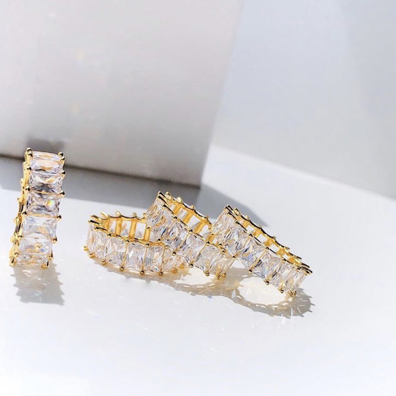 SAND Jewelry 18K gold Fashion Squared Diamond Ring