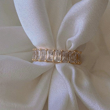 SAND Jewelry 18K gold Fashion Squared Diamond Ring