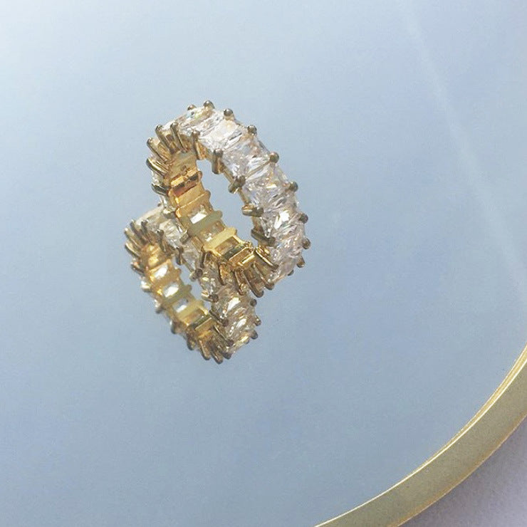 SAND Jewelry 18K gold Fashion Squared Diamond Ring