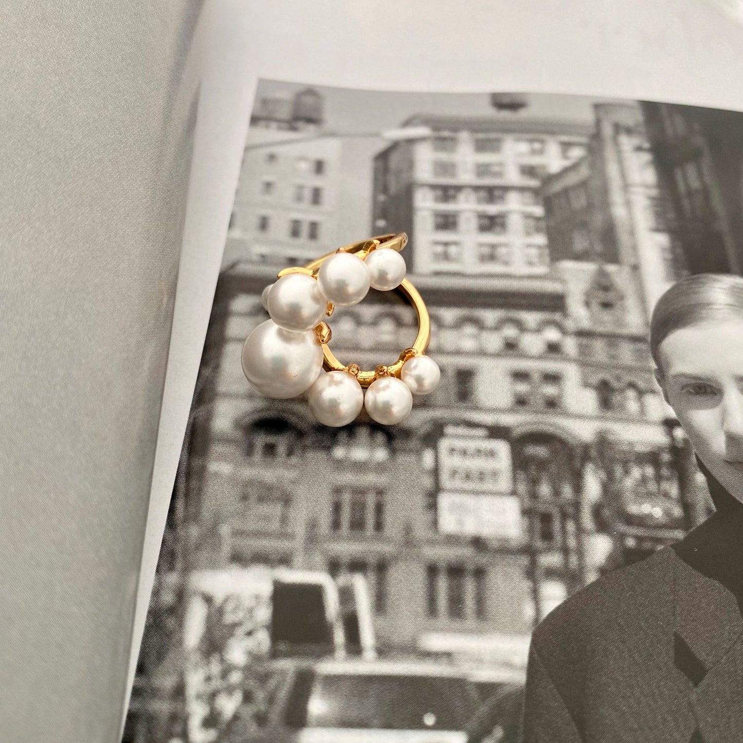 Graduated Pearl Ring