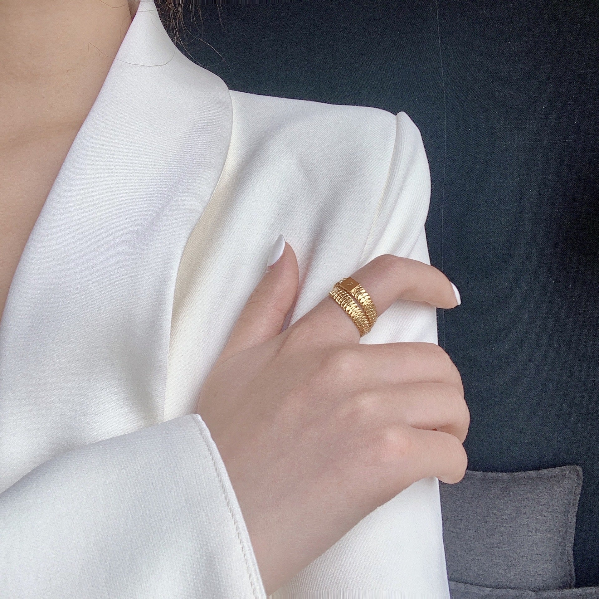 SAND Jewelry Everyday Wrapped 18k Gold Herringbone Chain RingSAND Jewelry Everyday Coil Herringbone Chain Ring
