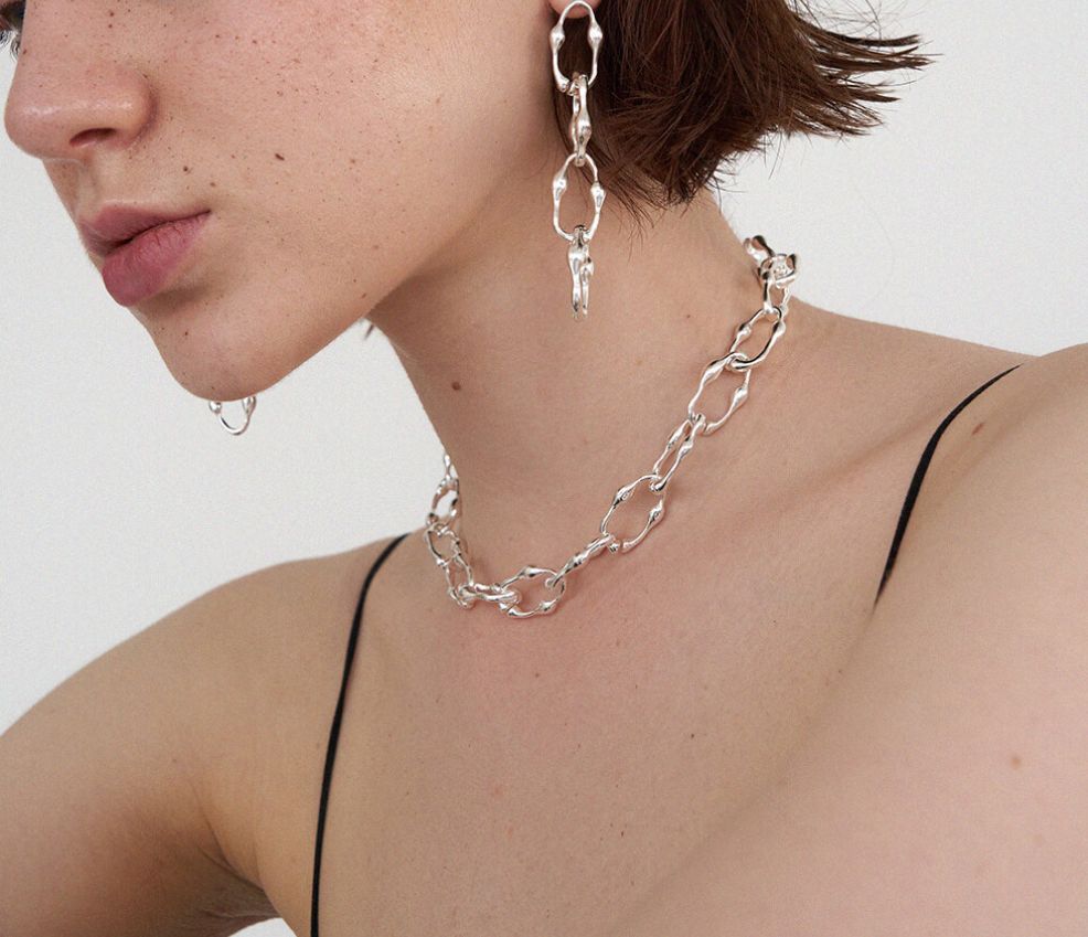 Bold Link Chain Choker