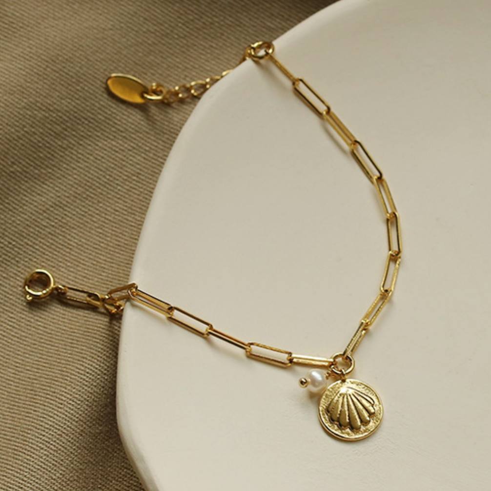 Retro Shell Bracelet