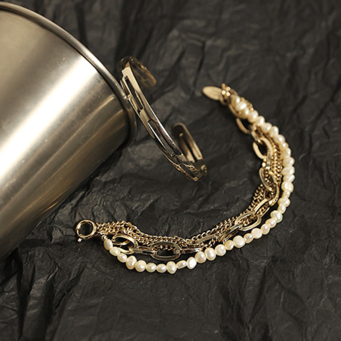 SAND Jewlery Complex Freshwater Pearl Bracelet