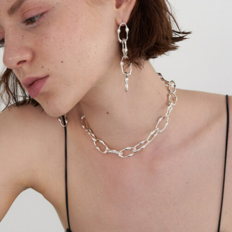 Bold Link Chain Choker