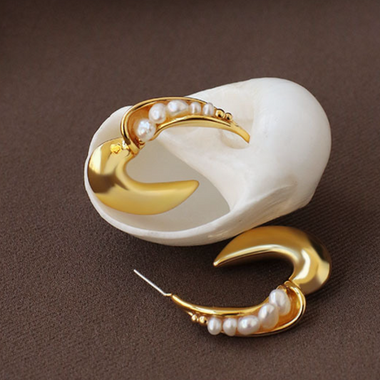 SAND Jewelry Curated Fashion Style Pearl Bean-Pod Earrings