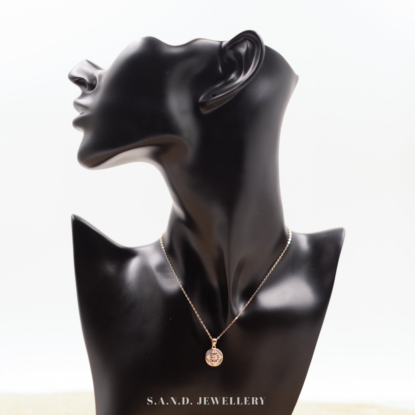 Fourpoint Star Necklace