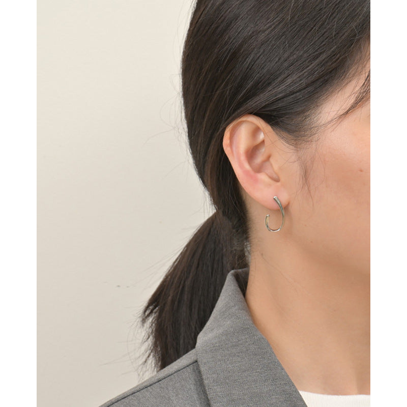 Free Curve Earrings