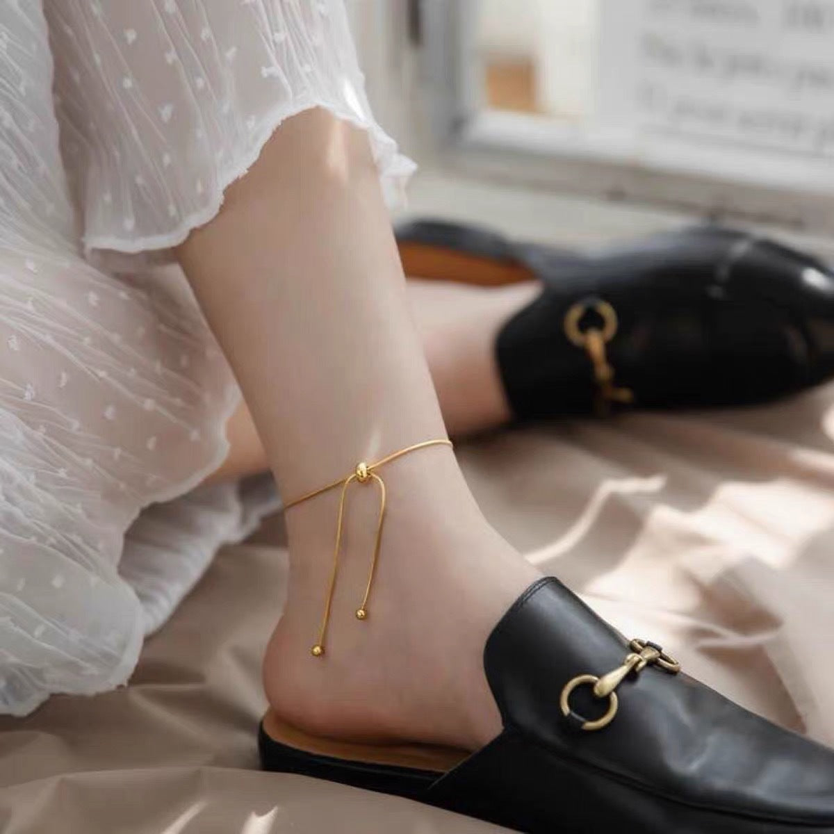 SAND Jewelry Dainty Gold Herringbone Chain Anklet