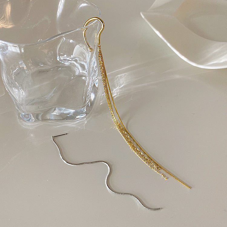 Long Tassel Earclip