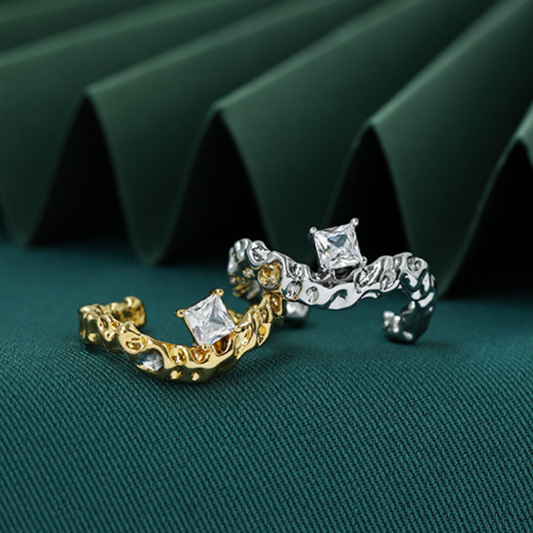 Diamond Lava Twisted Ring