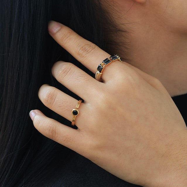 SAND Jewelry Dark Stone Ring