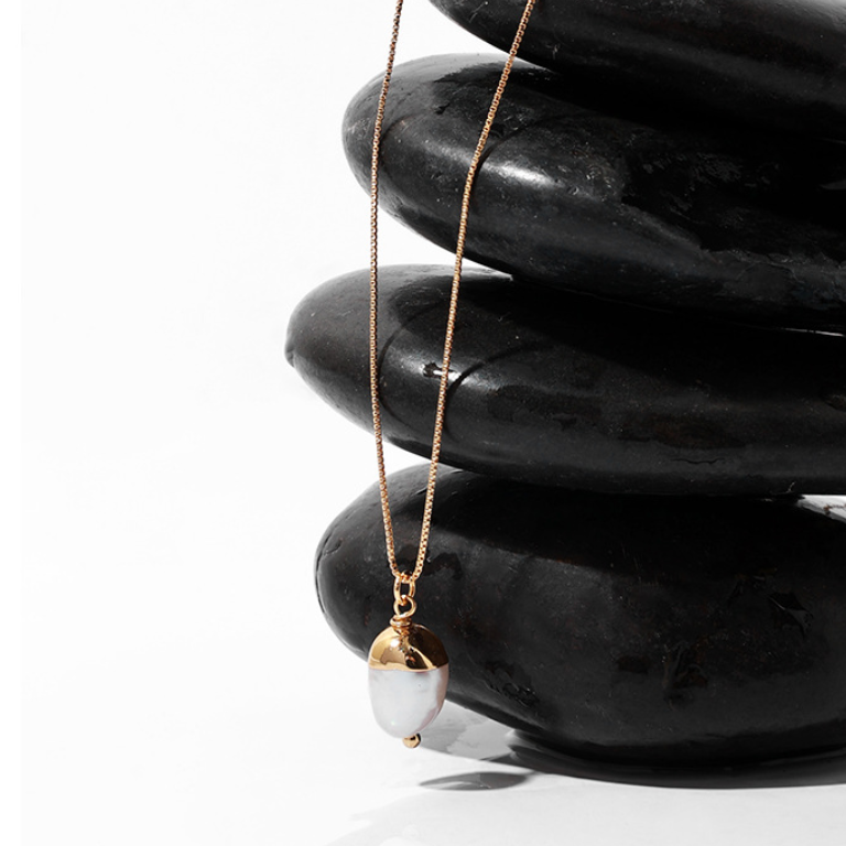 Golden Pearl Necklace
