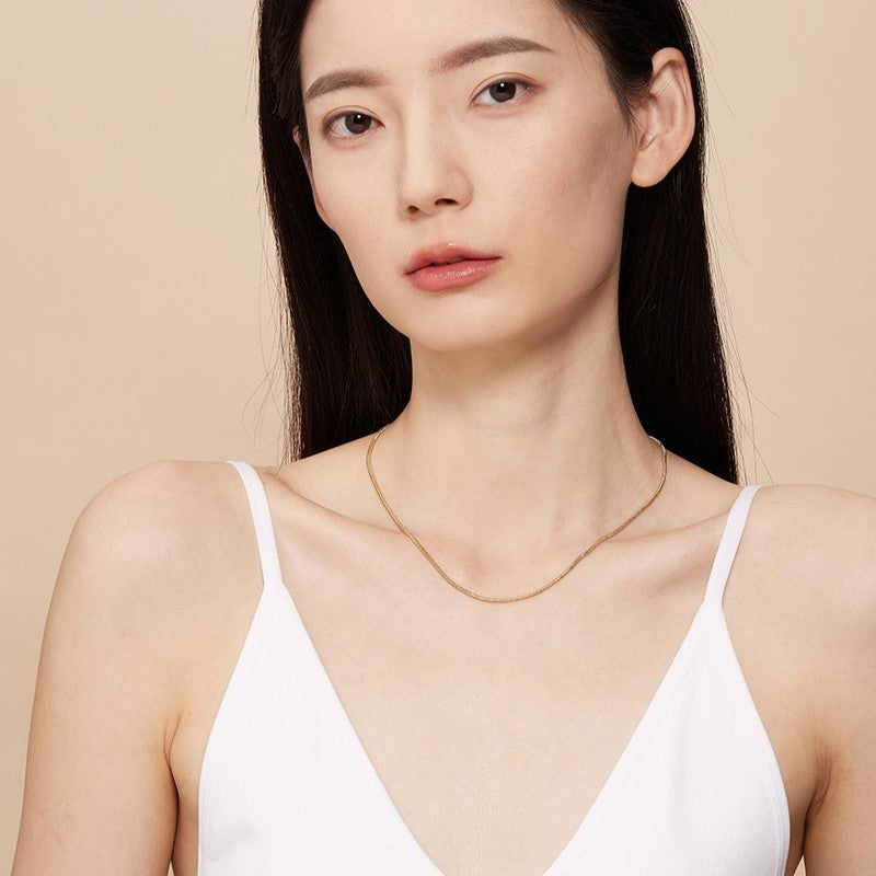 Dainty Herringbone Chain